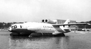 Бериев ВВА-14. Самолет, опередивший время. Действительно реализованный проект амфибии с вертикальными взлетом и посадкой. Настоящий прорыв 1950-х в гонке вооружений.(фото: airwar.ru / Open Museum)