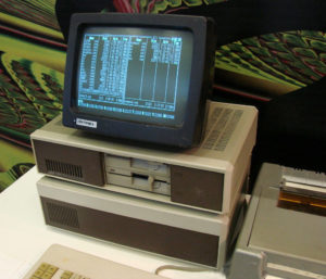 ЕС-1840 — первый советский аналог зарубежного компьютера IBM PC, поступивший в массовое производство (продано 7500 штук), 1986 год. (Фото: Сергей Фролов / leningrad.su)