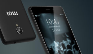 Смартфон Inoi R7 от компании «Открытая мобильная платформа» стоит 12 000 рублей. Он предназначен для персонала корпораций и госслужащих. Работает на адаптированной россиянами ОС Sailfish.