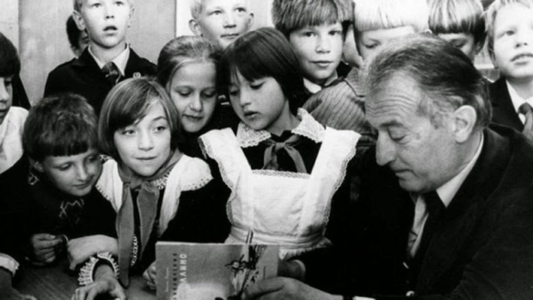 Почему итальянский сказочник Джанни Родари стал любимчиком советских детей