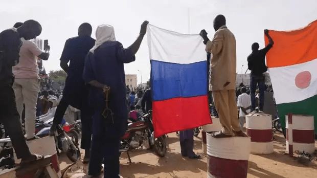 Россия отменила французскую военную интервенцию в Нигер